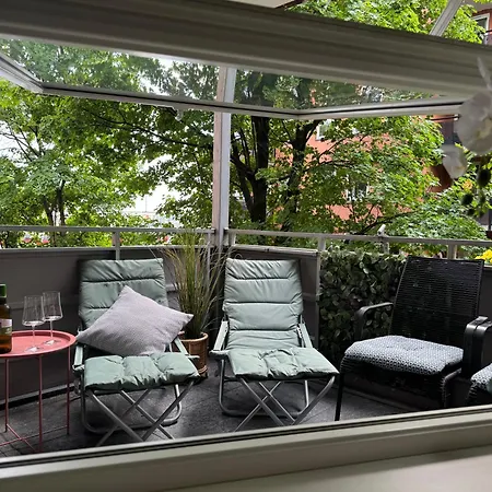 Quiet Business In Frogner